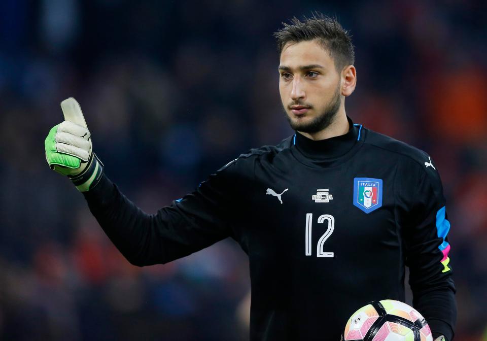  AC Milan goalkeeper Gianluigi Donnarumma has three caps for Italy