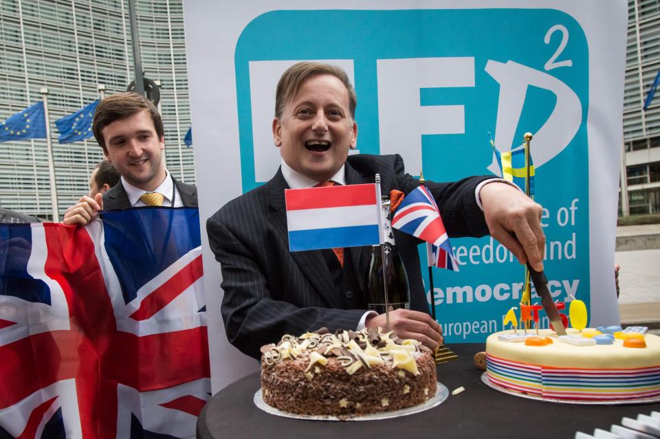  Ukippers celebrate with champagne and cake at today's news