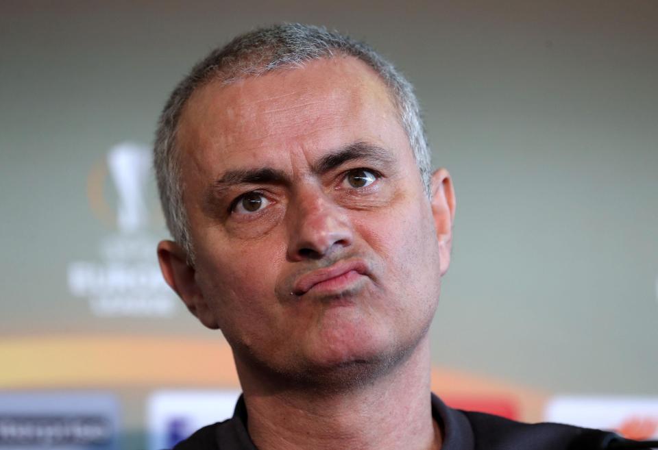  Jose Mourinho does not think much of Manchester United's chances of bringing in Neymar