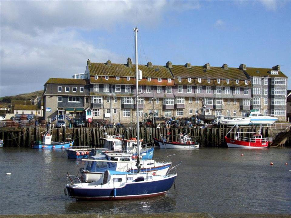  Broadchurch views for a price tag of £175,000