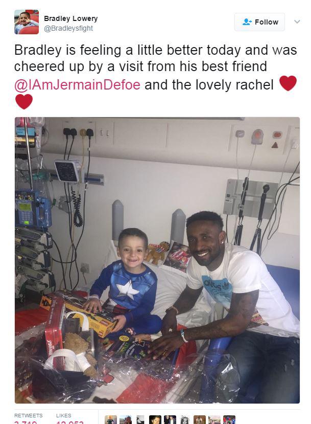  'Feeling a little better': A heartwarming photo shows Defoe and Bradley reunited after a meet-up earlier this week had to be cancelled