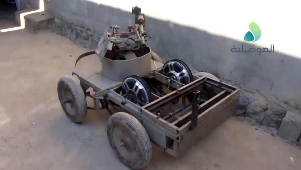  A remote control combat vehicle, reportedly captured by Iraqi government forces in Mosul. One tech expert says it appears to have a gun turret