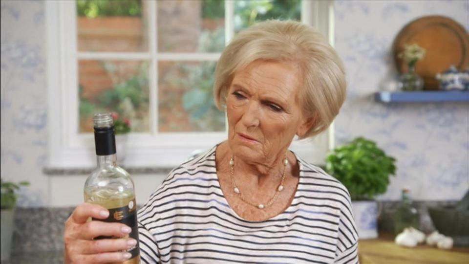  Mary Berry caused outrage as she used white wine in her bolognese