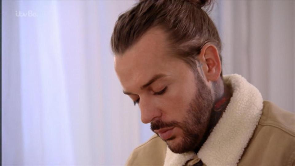  Pete told his friend Chloe Sims how he felt before they filmed their break up scenes