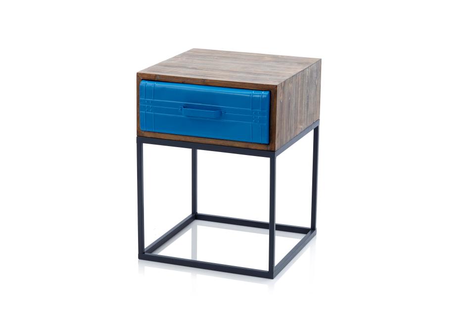  This small side table creates a sense of space