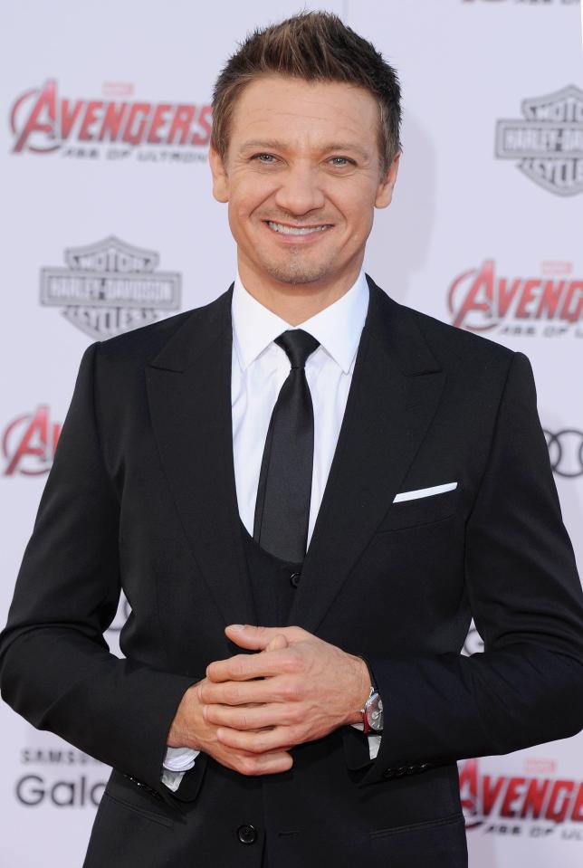  Jeremy Renner got his Viagra prescription mixed up with his sleeping pills during a 12-hour flight to London