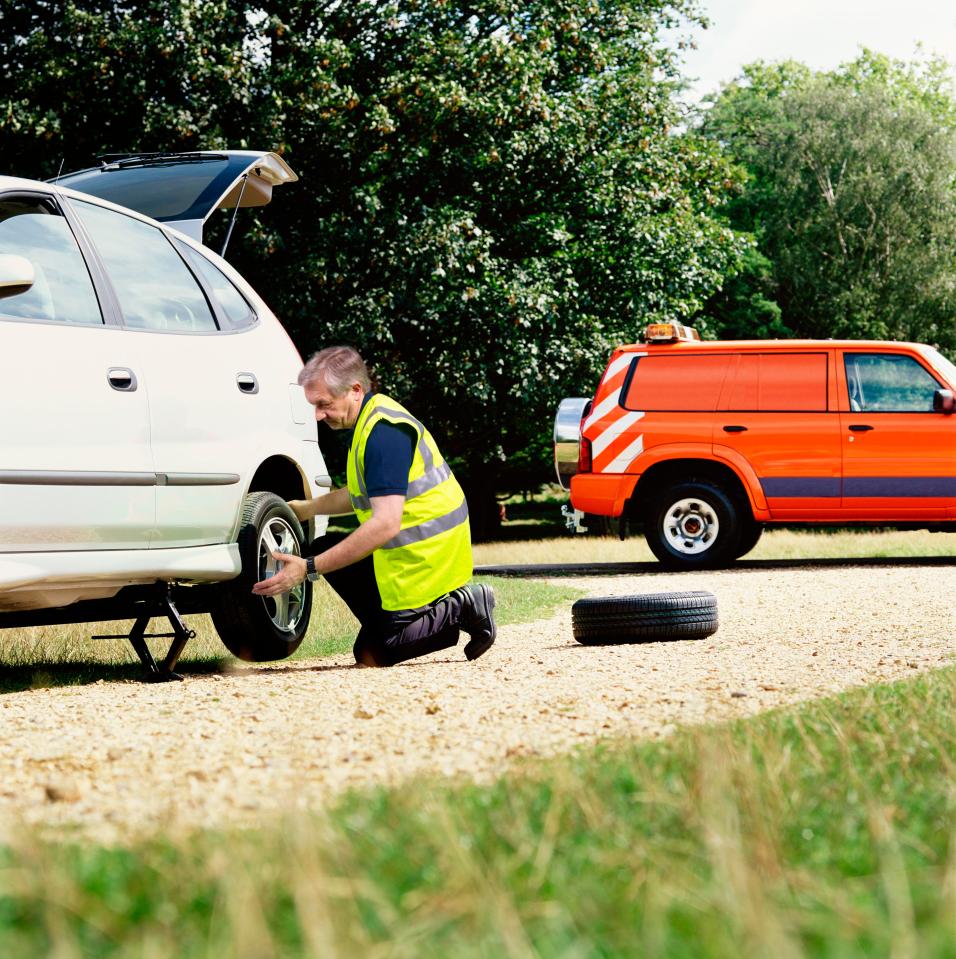  Almost 180,000 call-outs for driver assistance in 2016 were the result of tyre issues