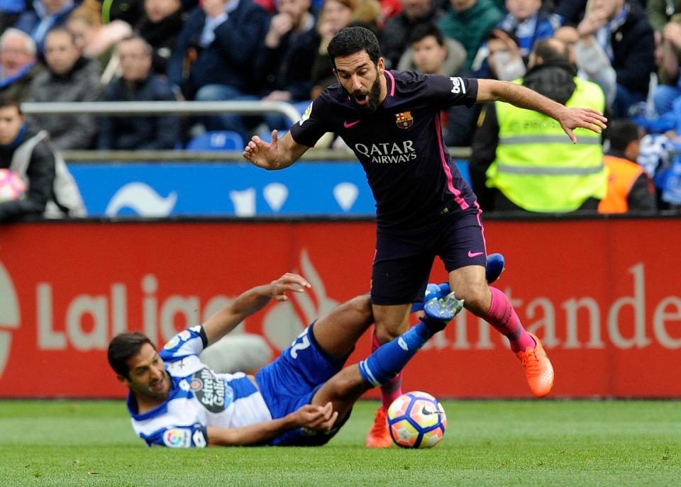 Reports claim the Catalans will offer cash plus Arda Turan