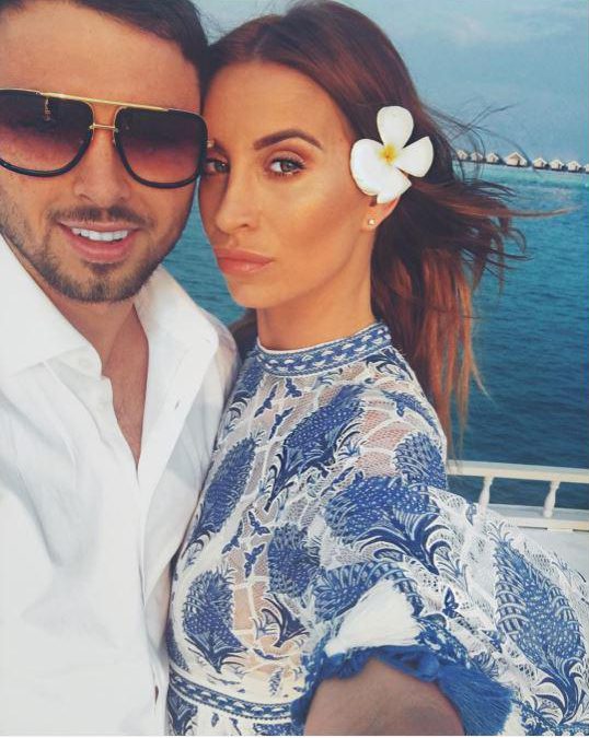  Ferne McCann has urged her boyfriend to hand himself over for questioning about a nightclub acid attack