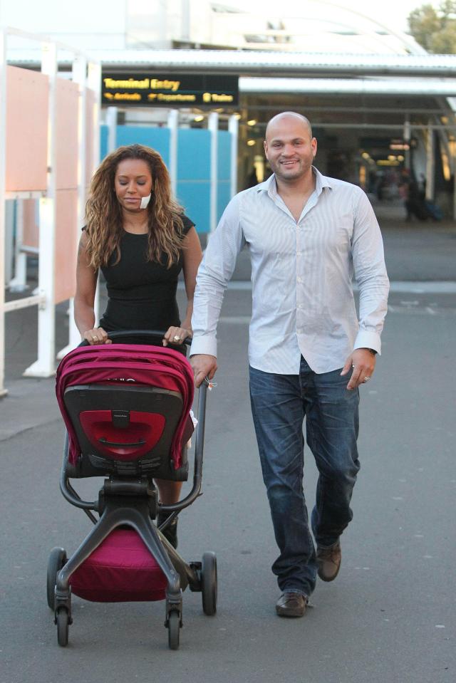  Mel sports a huge plaster on her cheek as she, Belafonte and their daugher Madison arrive in Sydney the same year