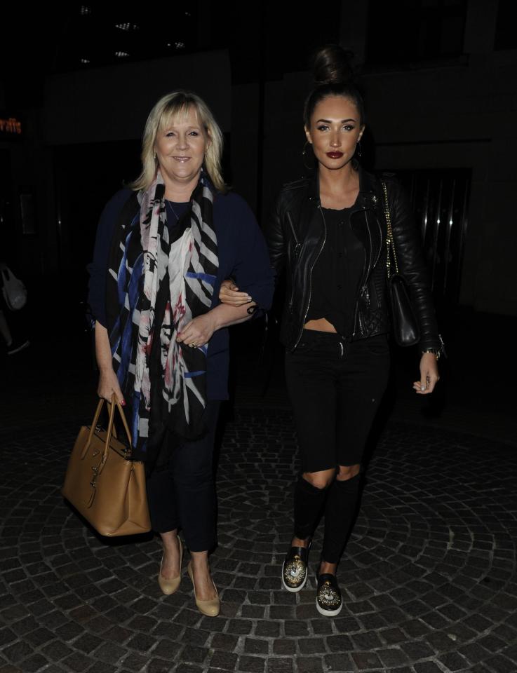  Megan wore a casual all black outfit for the dinner date with Tanya