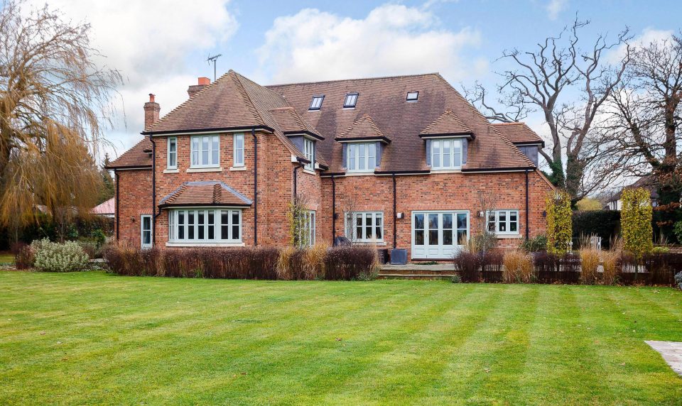  The Newlands built this mansion after demolishing the bungalow which used to stand on the property