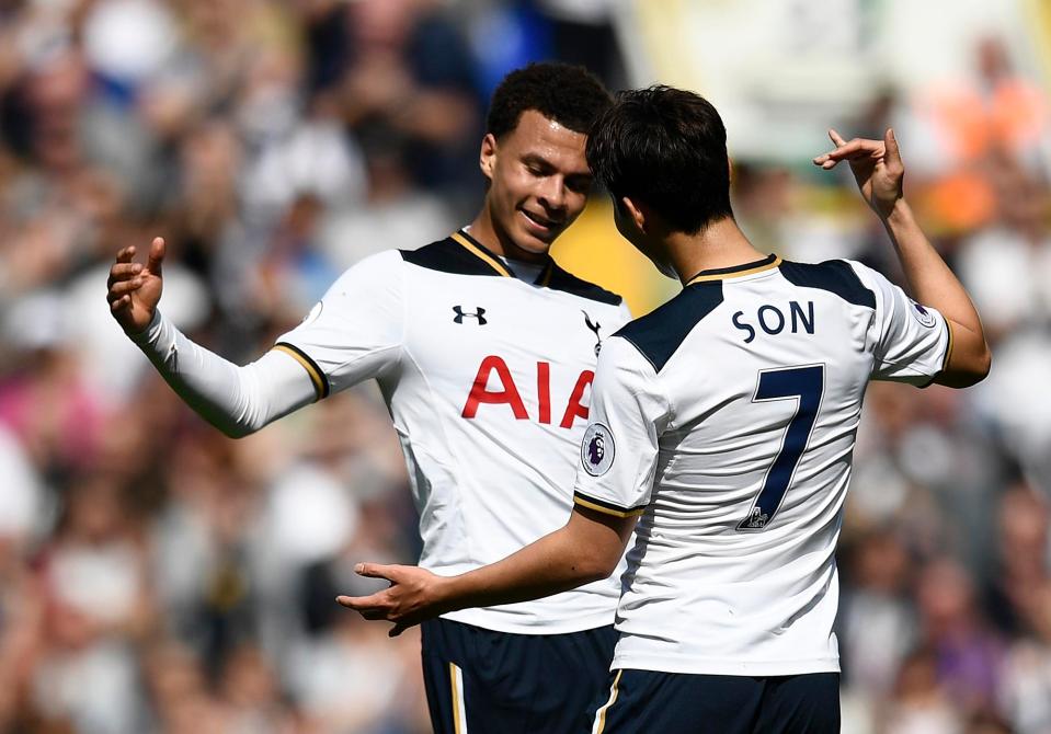  Dele Alli scored a cracker as Tottenham beat Watford 4-0