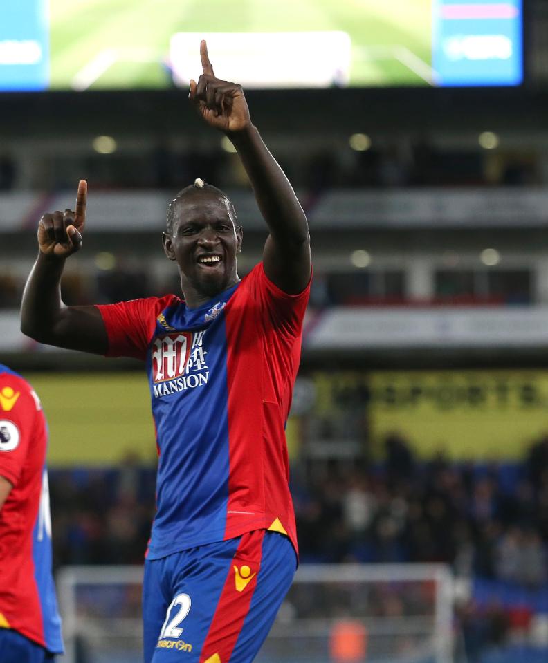  Crystal Palace will have to fight it out with Roma for Mamadou Sakho this summer