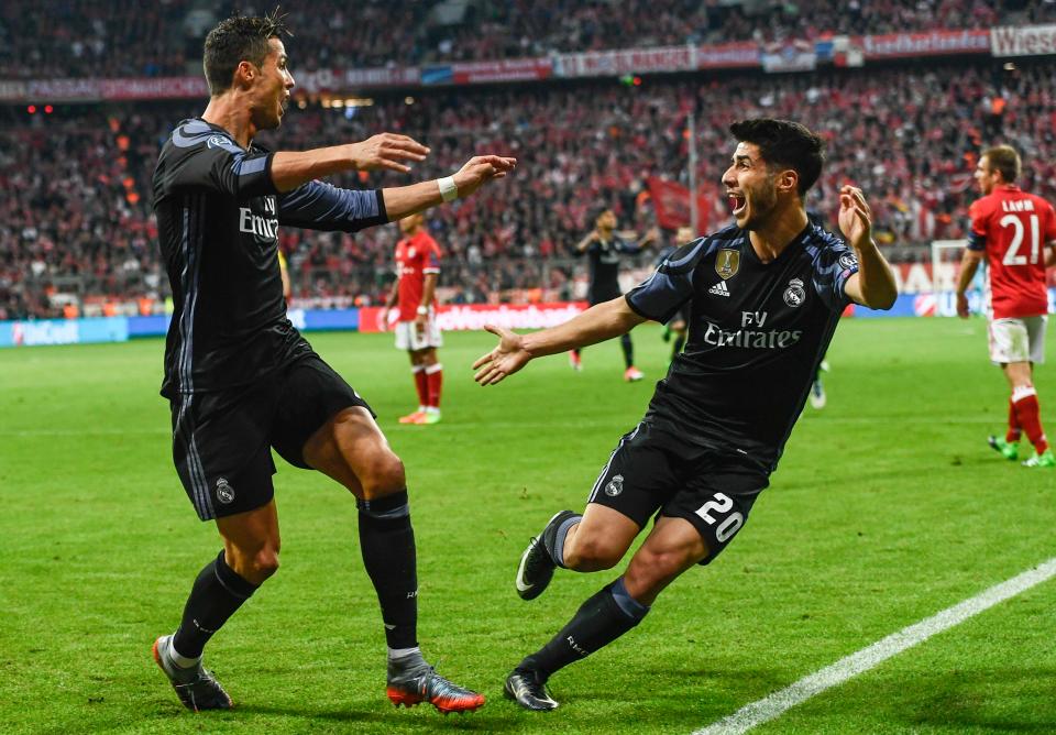  Cristiano Ronaldo scored twice as Real Madrid beat Bayern Munich 2-1 away