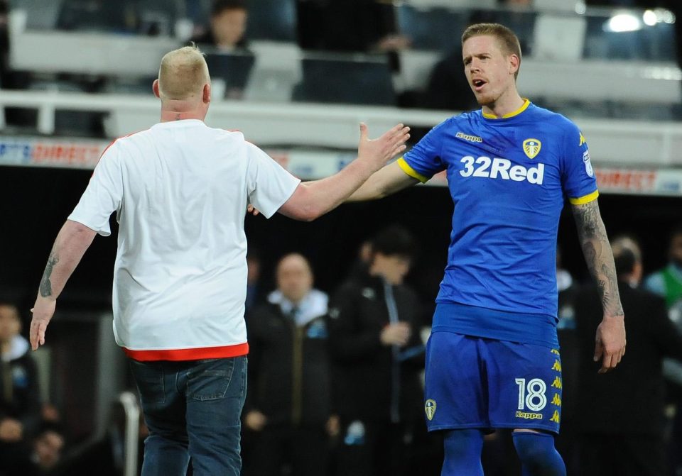 Pontus Jansson clashed with a pitch invader as Leeds drew 1-1 at Newcastle 