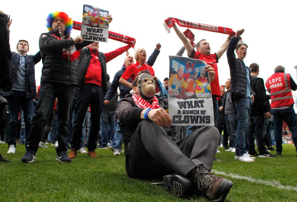  Some fans staged a sit-in protest