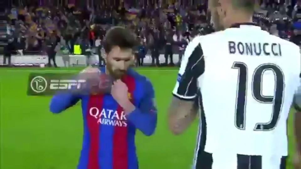  Lionel Messi and Leonardo Bonucci trade shirts after the full-time whistle at the Nou Camp