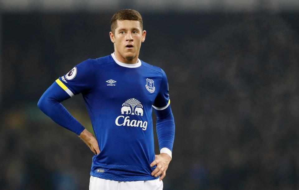  Ross Barkley is yet to commit his long-term future to Everton