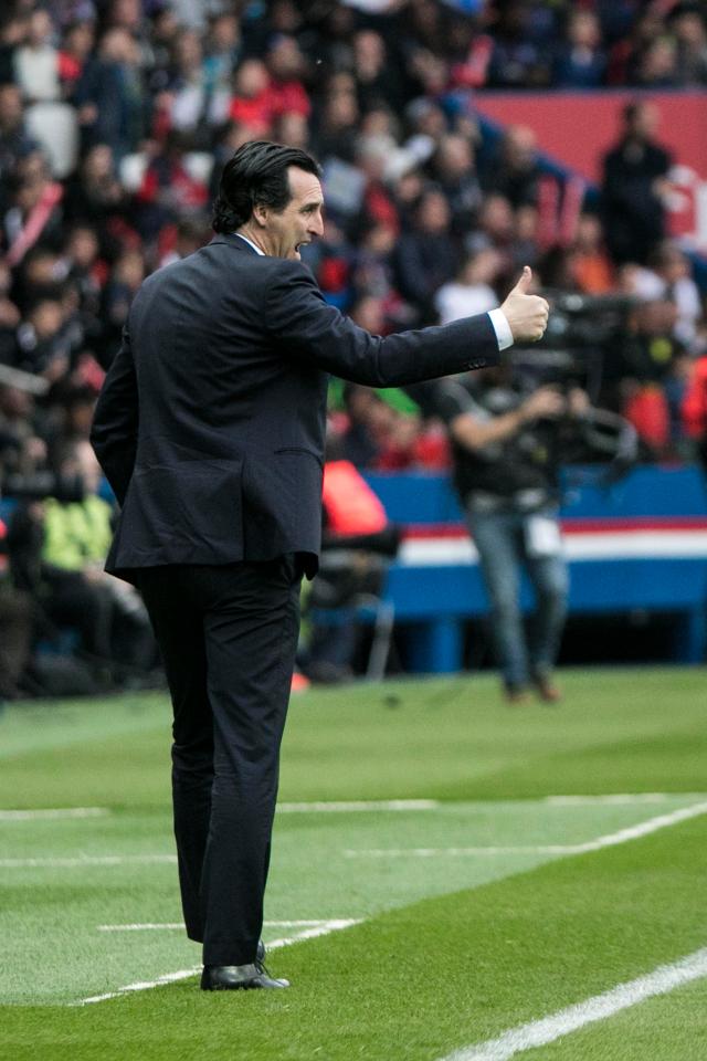  Unai Emery may have to turn to superstar names to save his job at PSG