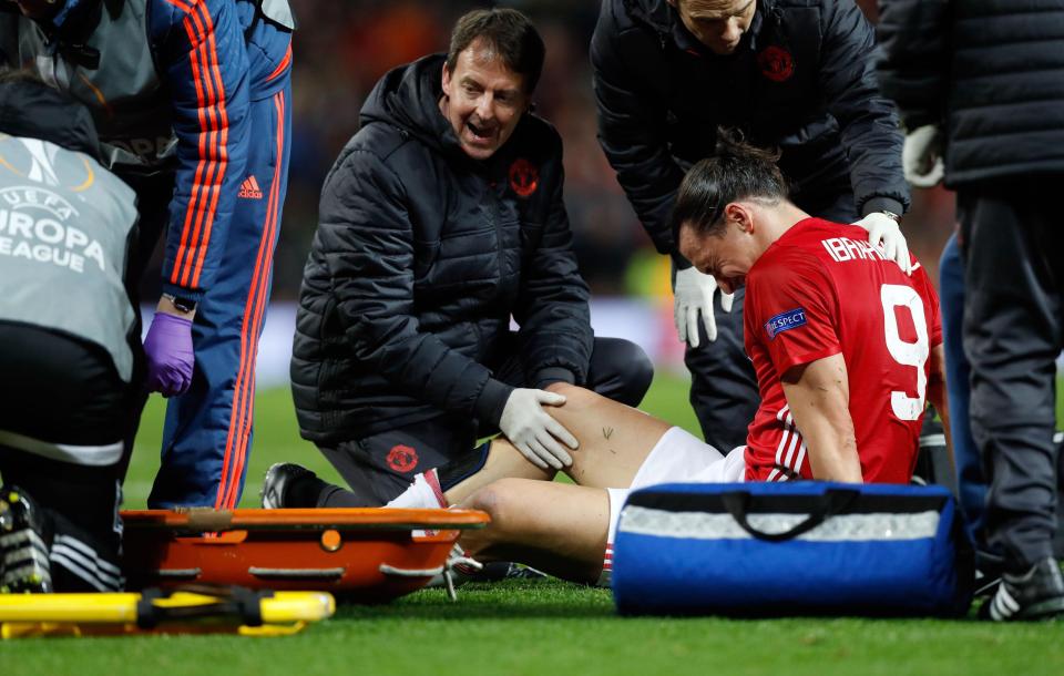  Zlatan Ibrahimovic was taken off on a stretcher during Manchester United's extra-time Europa League win