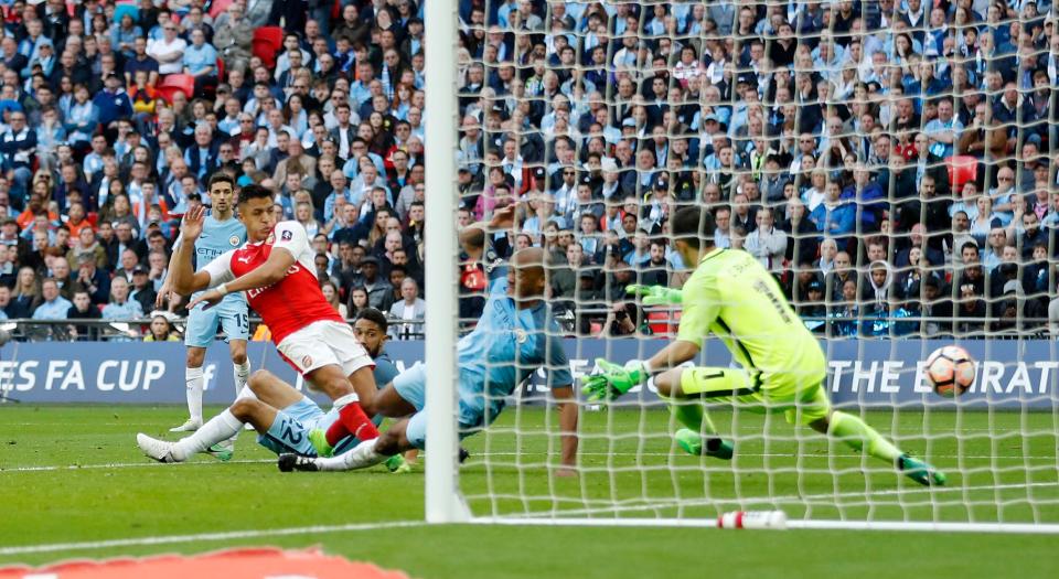 Sanchez left it late to score a timely winner for Arsenal