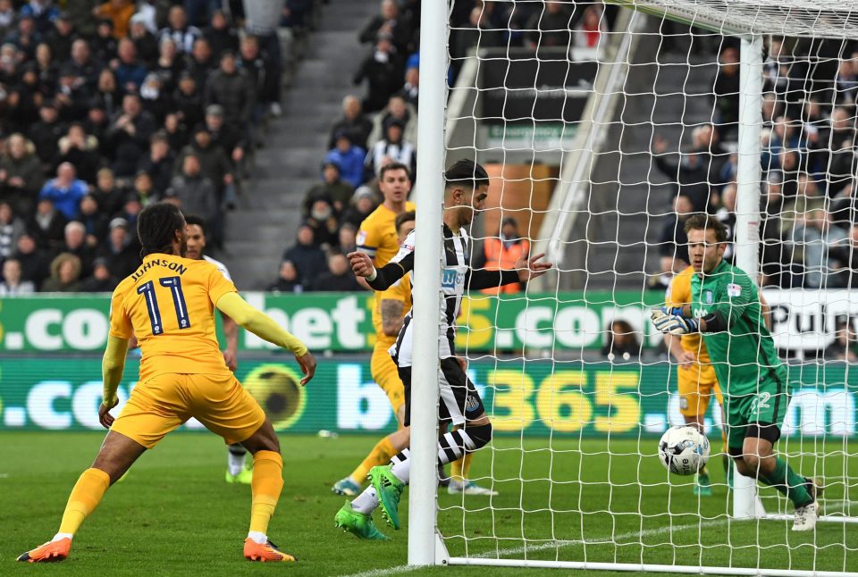  To add further gloss to the scoreline, Ayoze Perez bundled home his second goal of the game