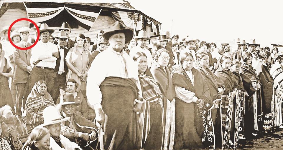  Devil in the detail . . . part of a panoramic 1924 photo of the Osage tribe before this left-hand section with evil Bill Hale, circled, was removed