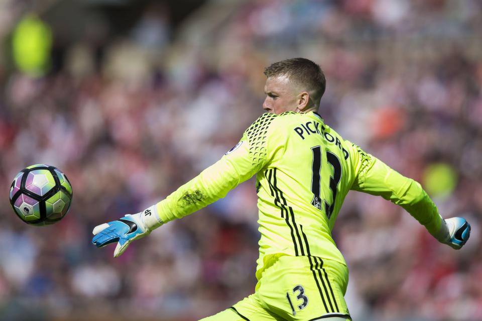  Sunderland face a battle to keep hold of young keeper Jordan Pickford