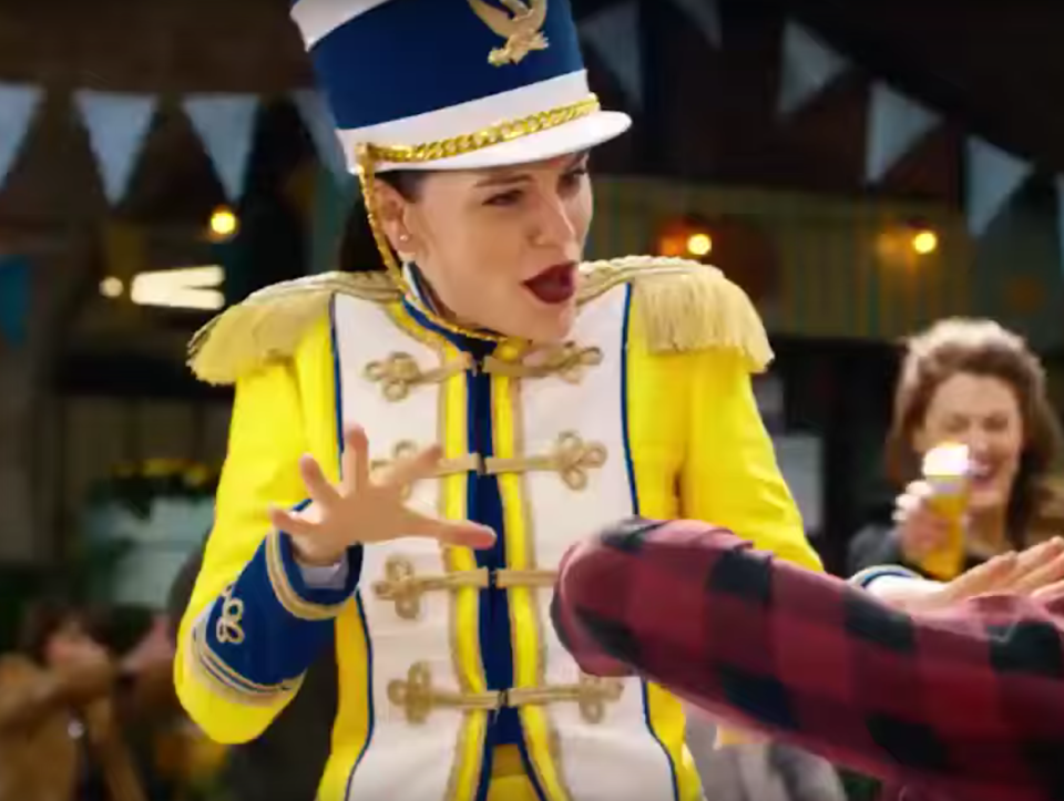  For reasons unknown, Jessie stars as a majorette in the ad