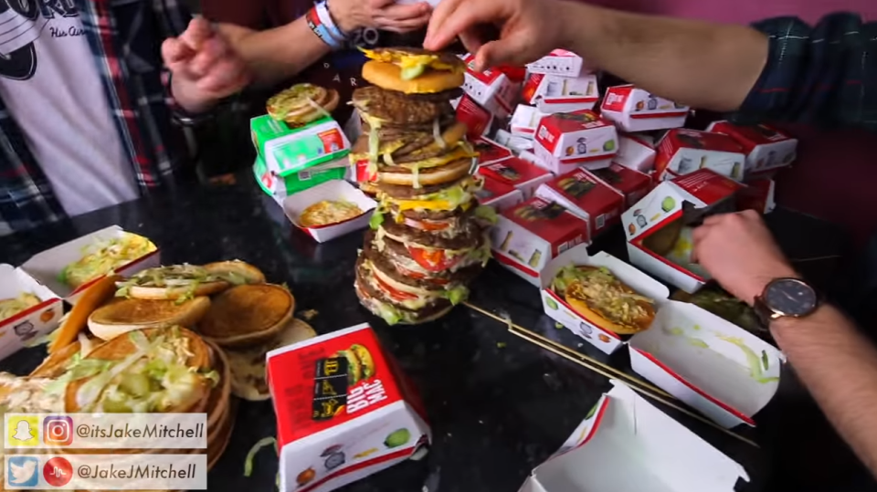  After realising the tower was tilting too much the group decided to start from scratch and rebuild burger