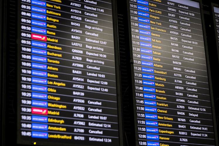  Passengers face cancelled flights or huge delays on British Airways flights