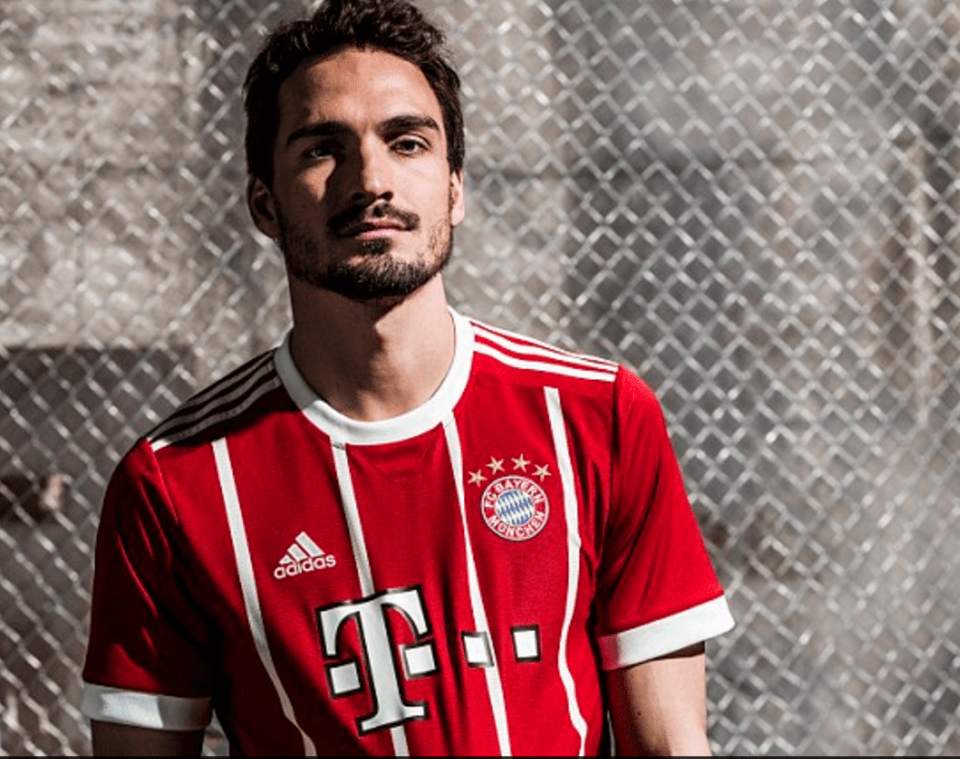  Mats Hummels models the new Bayern Munich home kit for next season