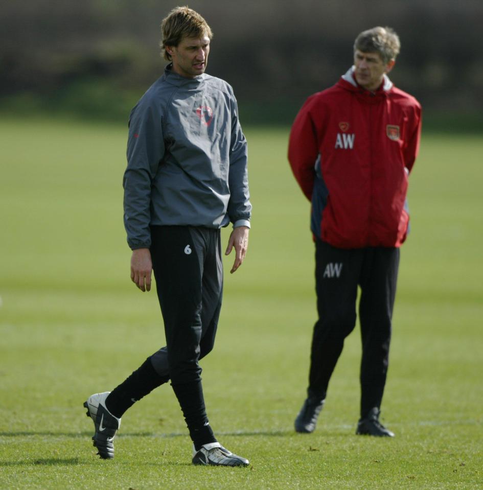  Tony Adams says Arsene Wenger has denied him an Arsenal return on four occasions