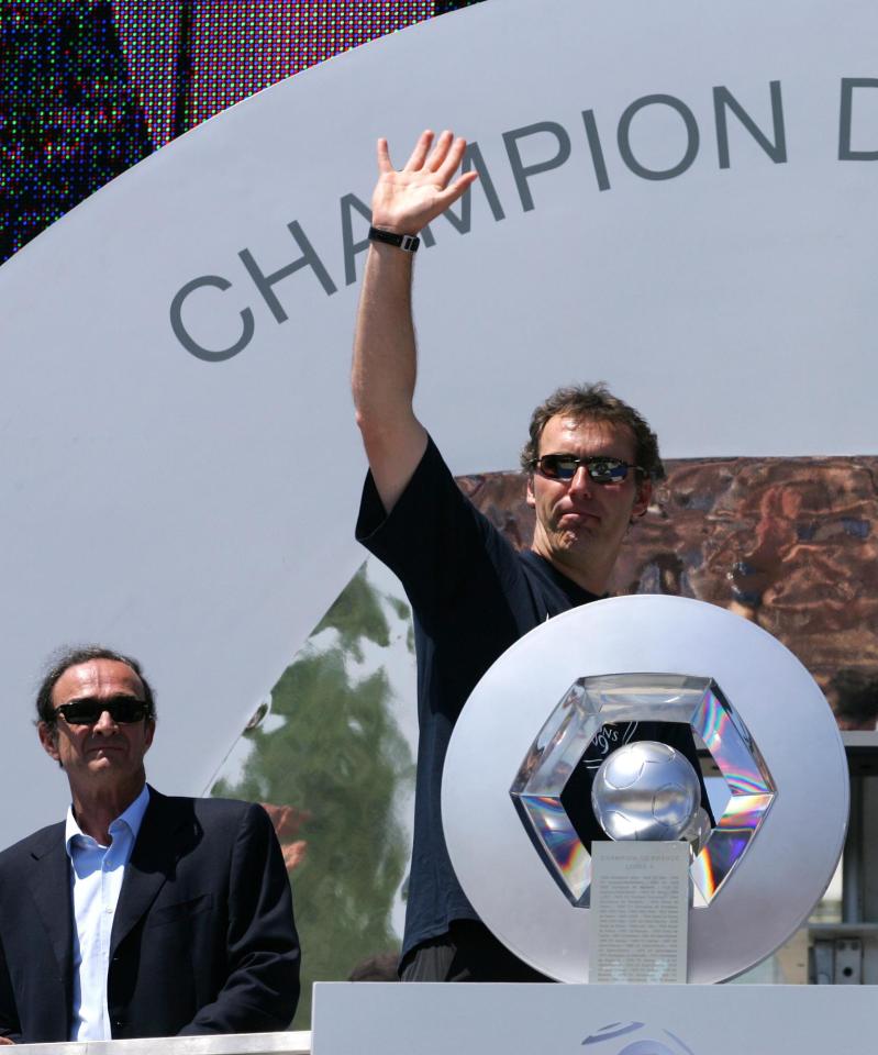  Laurent Blanc won a surprise Ligue 1 title with unfancied Bordeaux in 2009