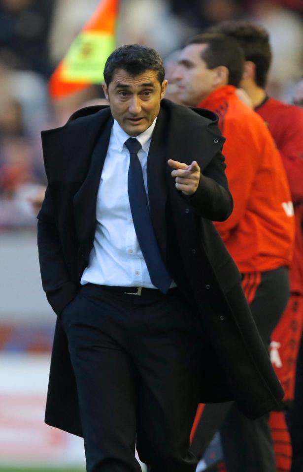  Ernesto Valverde, during a spell as manager of Valencia back in 2013