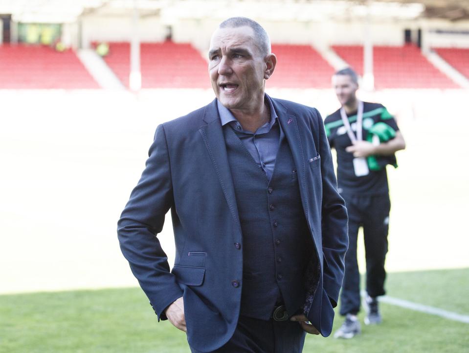  Vinnie Jones is a cult hero at Leeds United