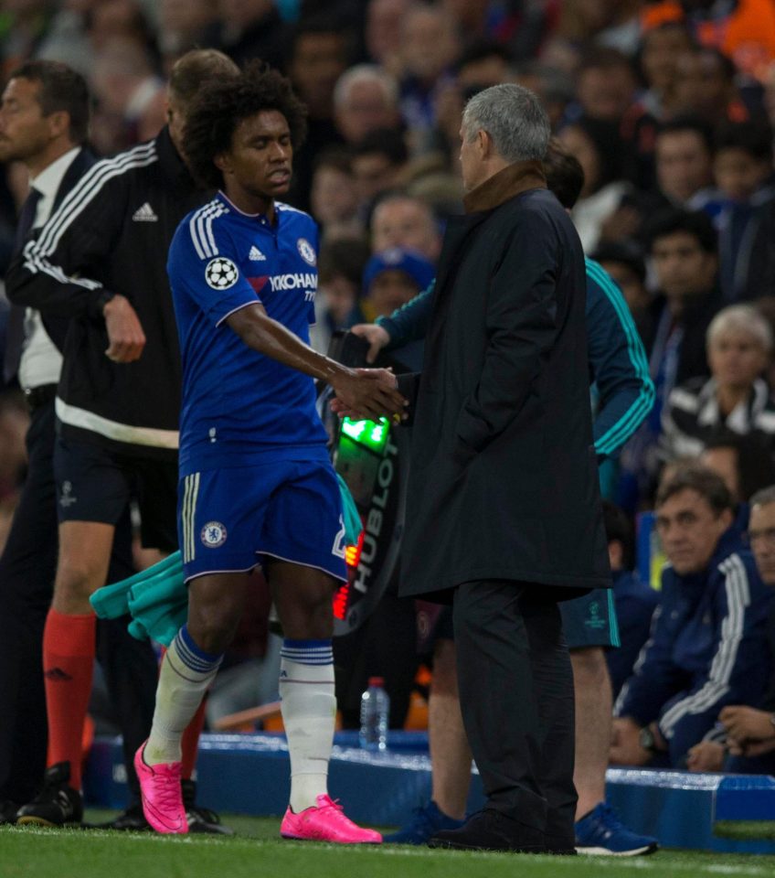  Willian played a key role in Chelsea's title winning side in 2015