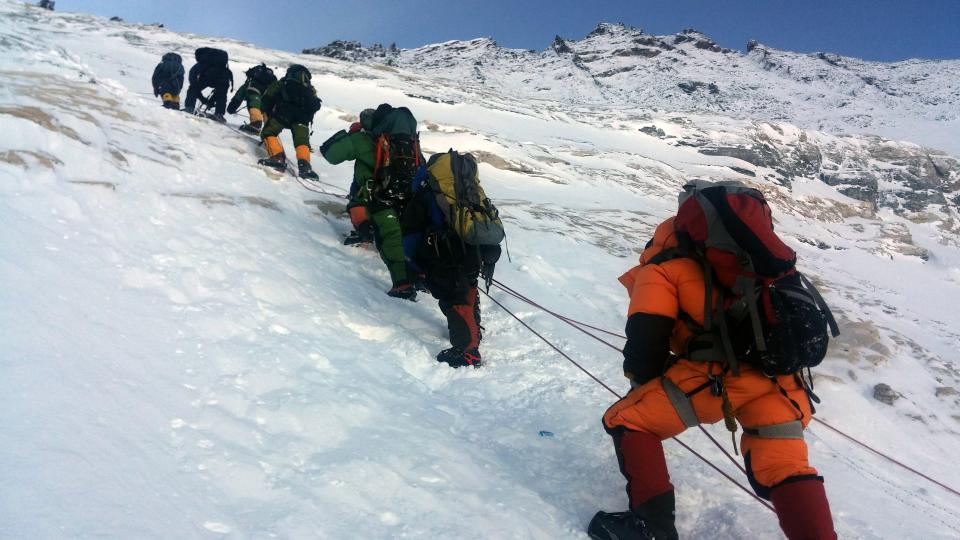  Mountaineers say climbing Mount Everest will now be even more challenging without Hillary Step