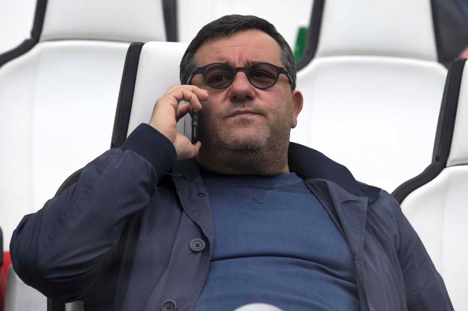  Super agent Mino Raiola met with AC Milan chiefs on Thursday