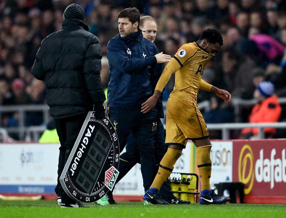  Danny Rose is out until next season after undergoing surgery on his left knee