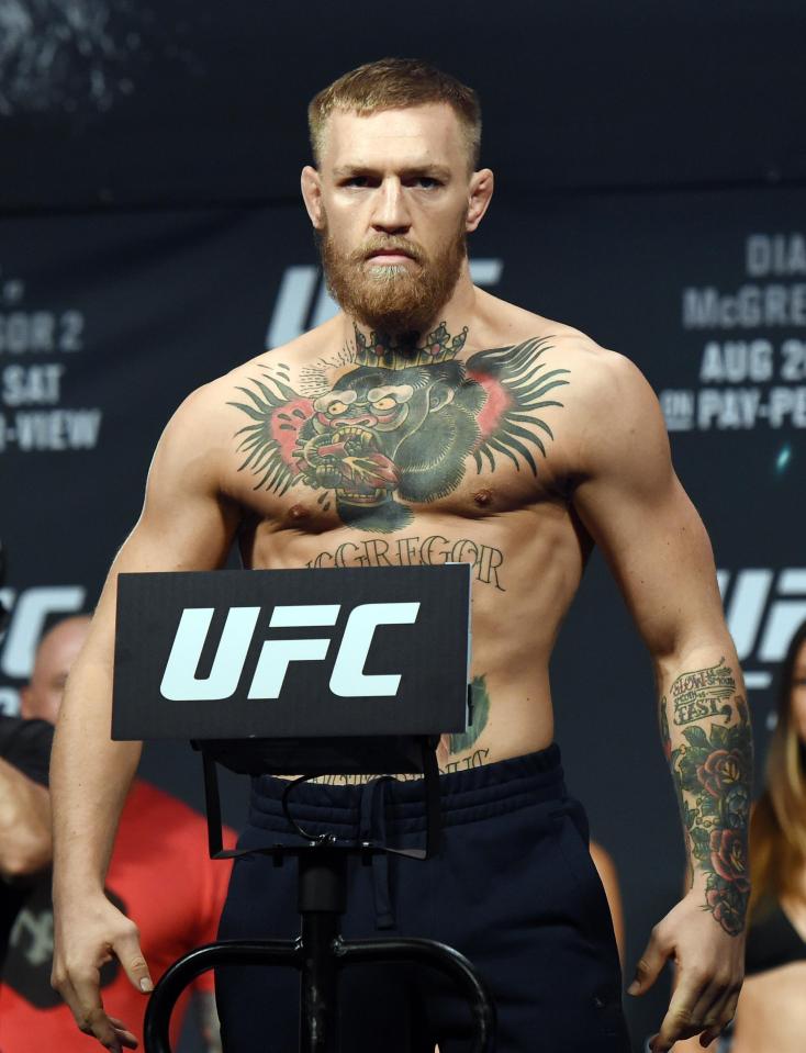 A fight between UFC star Conor McGregor and Floyd Mayweather would see the Irishman boxing