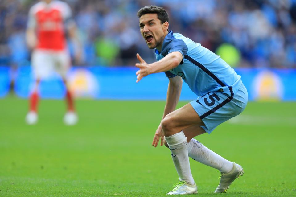  Jesus Navas will leave Manchester City when his contract expires next month