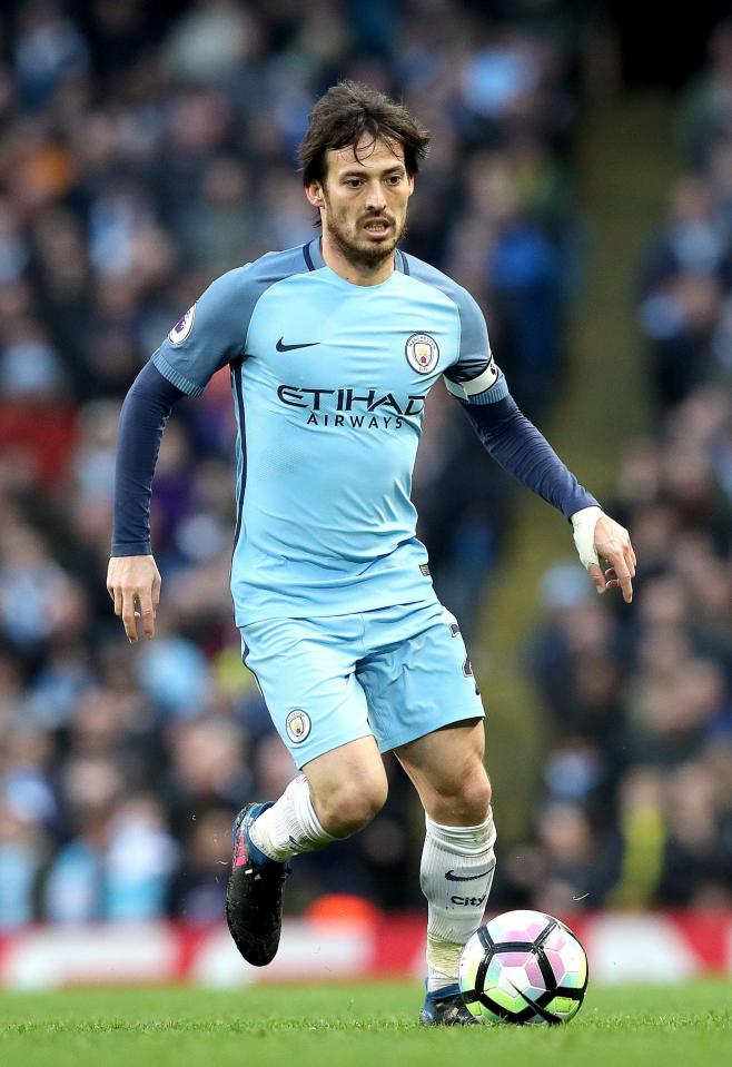  David Silva returns to the starting line-up