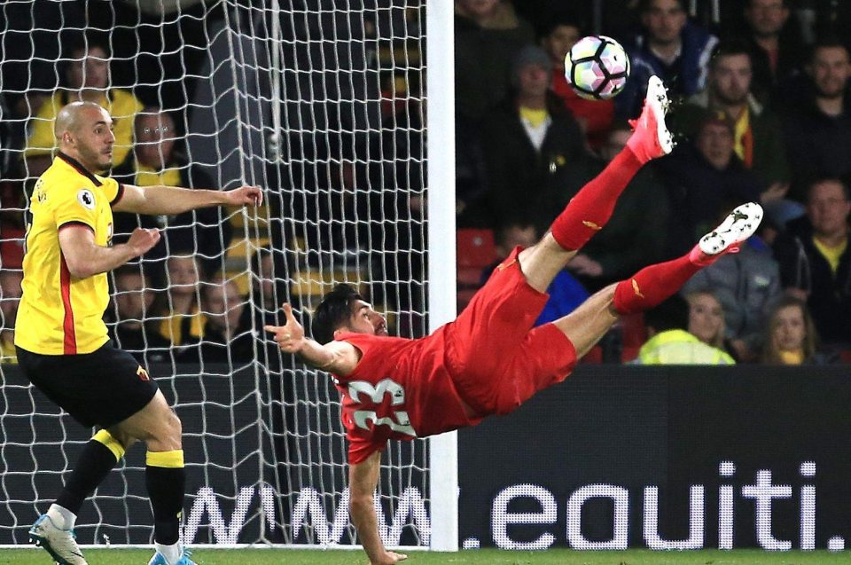  Emre Can performed acrobatics in the box after a wonderful ball from Lucas