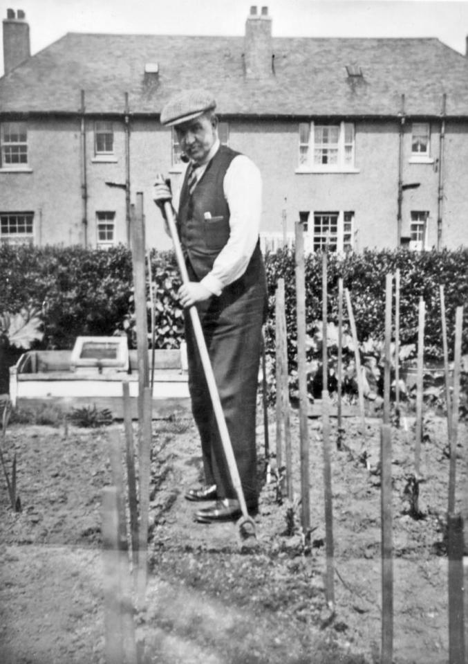  For many people, the 1950s was the first time ever they had gardens, and some people chose to grow their own veg