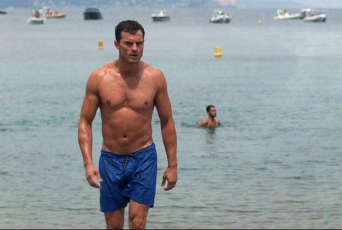  Jamie Dornan shows off his toned torso in a sneak peek at the new Fifty Shades Freed movie