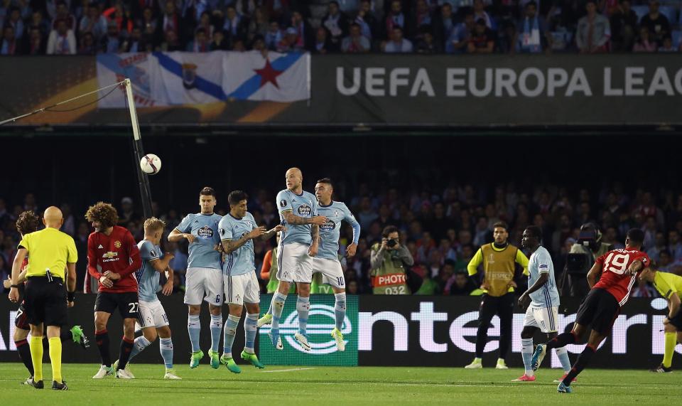  Marcus Rashford's free-kick was too good for Sergio Alvarez to keep out