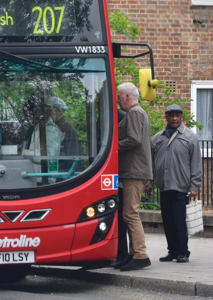  Other passengers appeared not to recognise Barrymore, once one of Britain's best-loved entertainers