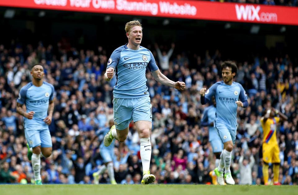  Kevin De Bruyne made it three for City on 59 minutes